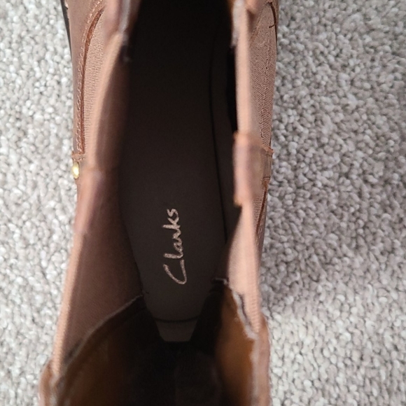 Clarks Orinoco Club Boot in Brown Snuff - Picture 7 of 7